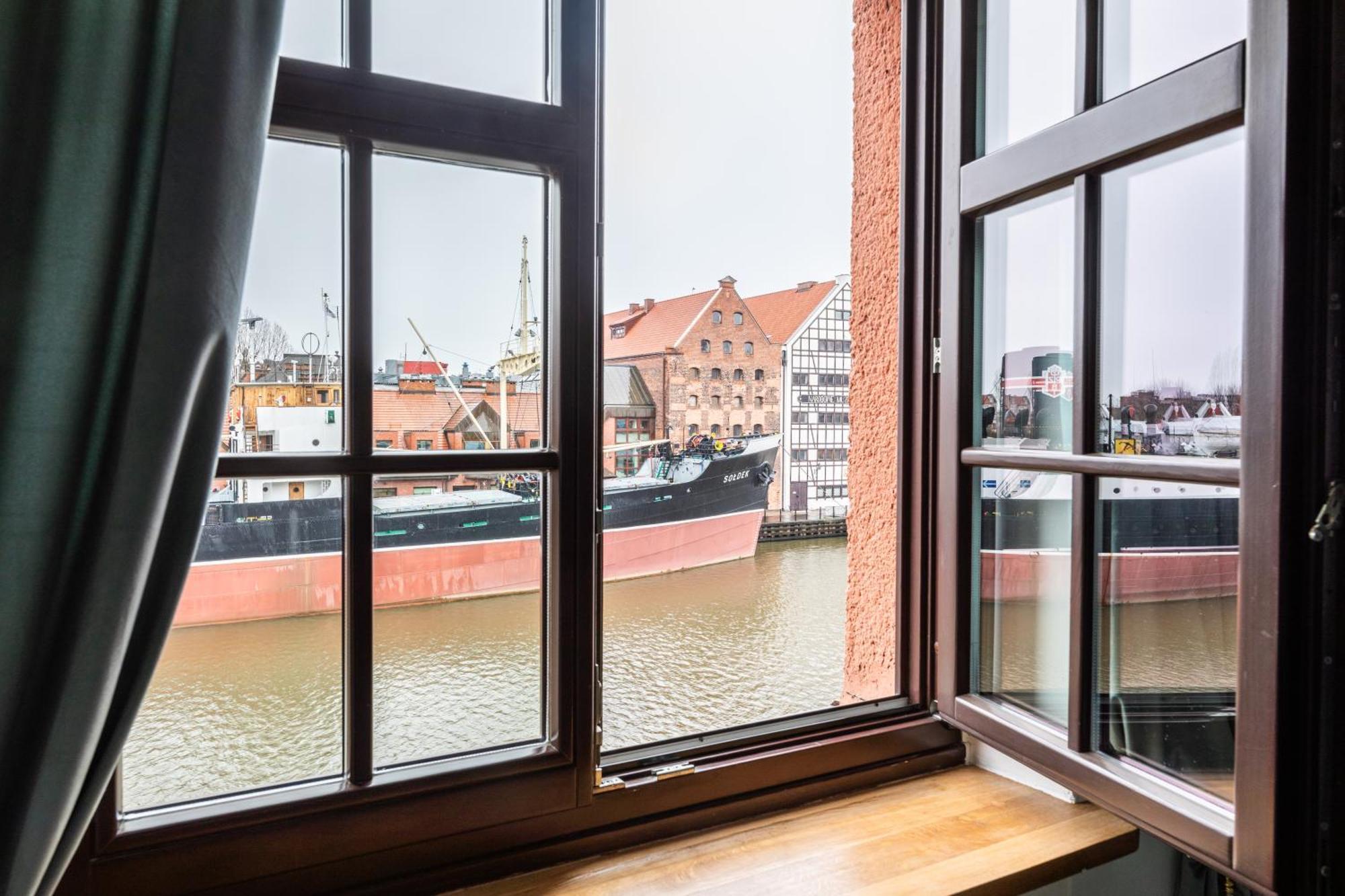 Motlawa Apartments - Old Town & River Viev, Fast Wifi 格但斯克 客房 照片